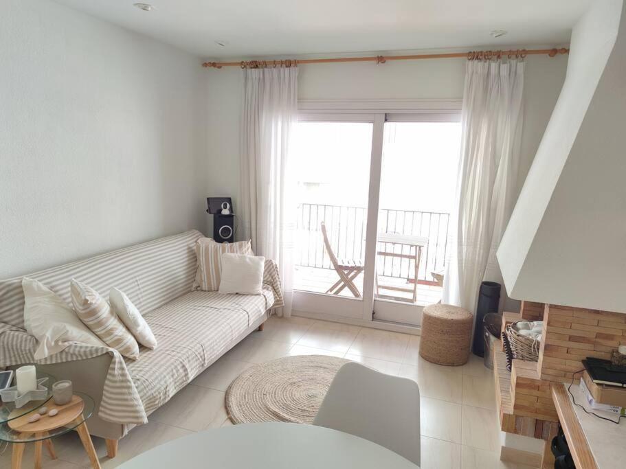 2 Minutes Walking To The Parking Included Appartement Calella De Palafrugell