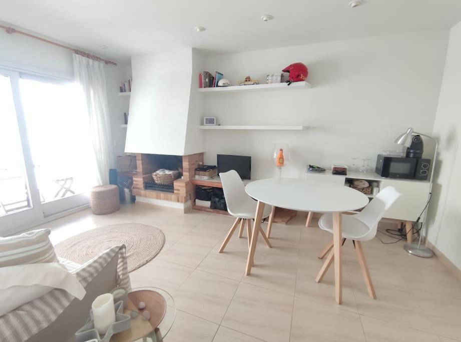 2 Minutes Walking To The Parking Included Appartement *