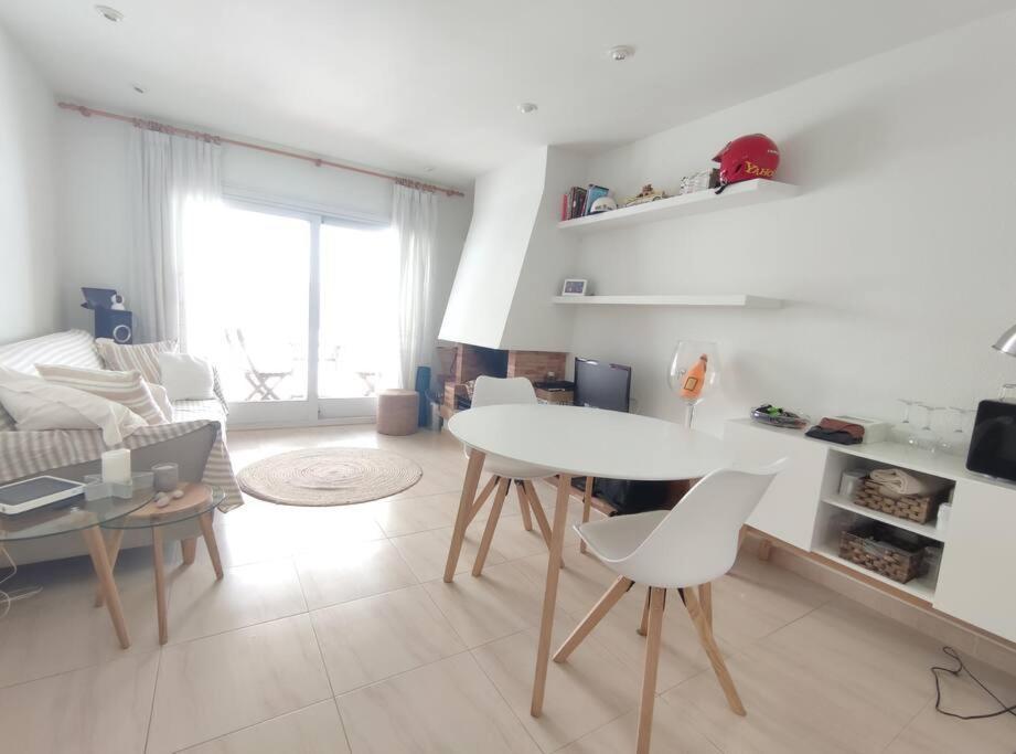 2 Minutes Walking To The Parking Included Apartment